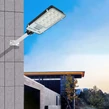 Solárne LED osvetlenie ulíc a dvorov s krytím IP66, snímač pohybu + diaľkové ovládanie - 800W