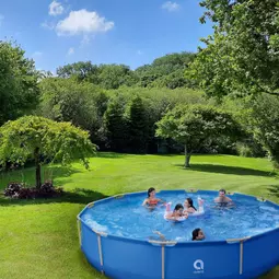 Bazén s kovovým rámom Avenli s výtokom a filtrom 360 cm x 76 cm
