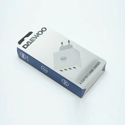 Napájací adaptér Daewoo Fast Charger, nabíjací prúd 2,4 A, 4 zásuvky USB, biely