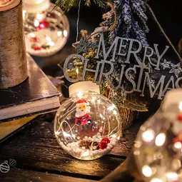 Vianočný LED svetelný reťazec s ozdobami, postavičky Santa Clausa, teplá biela, 3 m