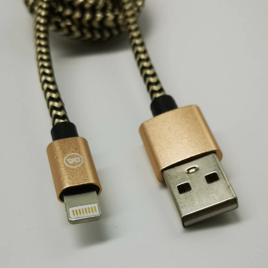 Daewoo USB kábel, 1 meter, Iphone, zlatý