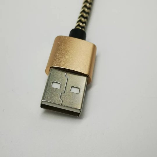 Daewoo USB kábel, 1 meter, Iphone, zlatý