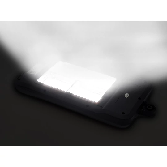 Solárna LED lampa s vysokým jasom, diaľkovým ovládaním a nastaviteľným držiakom