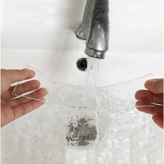 Obojstranná lepiaca páska, odnímateľná, recyklovateľná, umývateľná