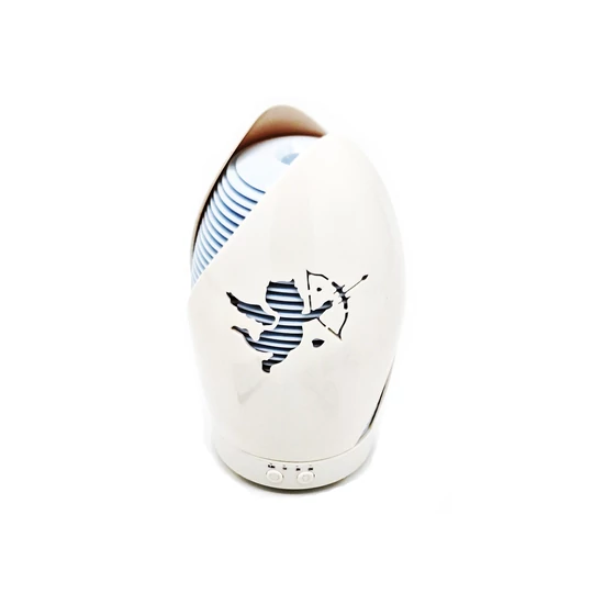 Aromaterapeutický odparovač, vonný difuzér s Amorkom, objem 100 ml, biely