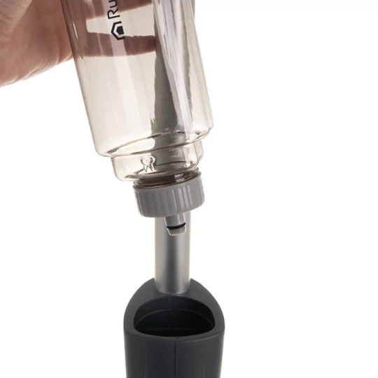 Mikrovláknová plochá mopová súprava s nádržou na vodu, s mopovou plochou 41 cm, objemom 600 ml, dvoma mikrovláknovými utierkami