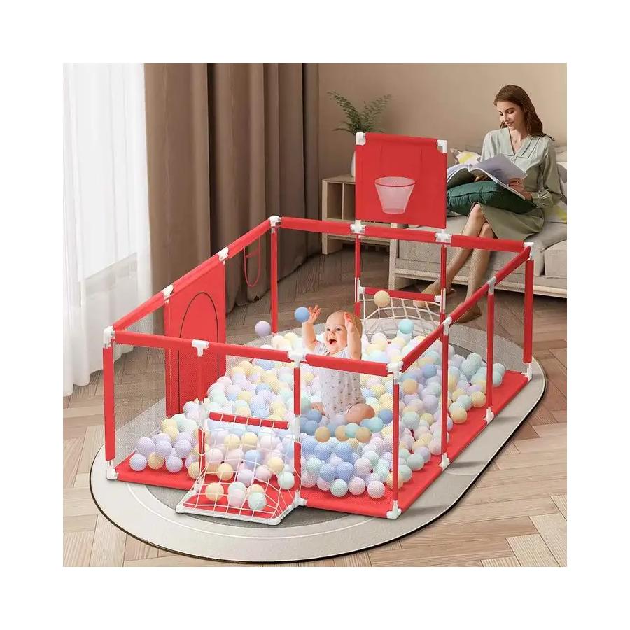 Veľké detské ihrisko s futbalovými bránkami a basketbalovým košom v červenej farbe